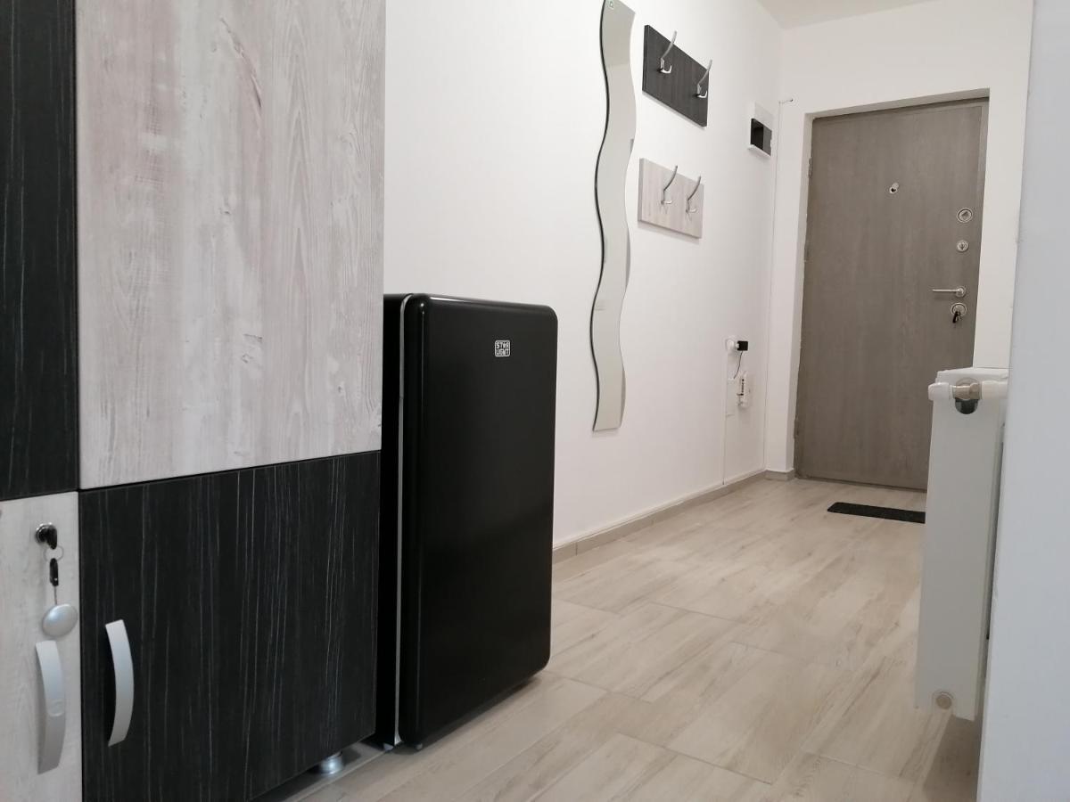Ama Apartament Cu Terasa 50 Mp & Parcare บราชอฟ ภายนอก รูปภาพ