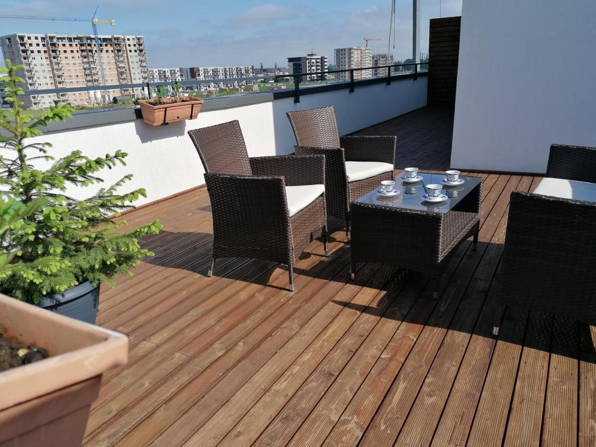 Ama Apartament Cu Terasa 50 Mp & Parcare บราชอฟ ภายนอก รูปภาพ